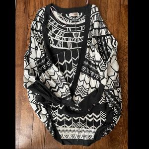 Forever 21 Contemporary White & Charcoal Cardigan